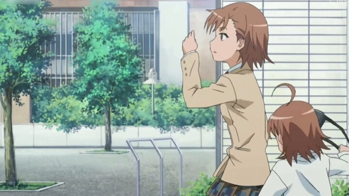 Kính Misaka "Misaka Mikoto" (phiên bản thử nghiệm) được trưng bày, với hơn 10.000 lượt thích, phiên 