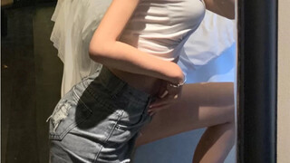 สาวชุด JK