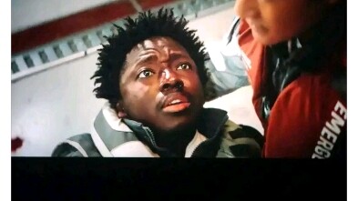 原来他真比我们爱国！