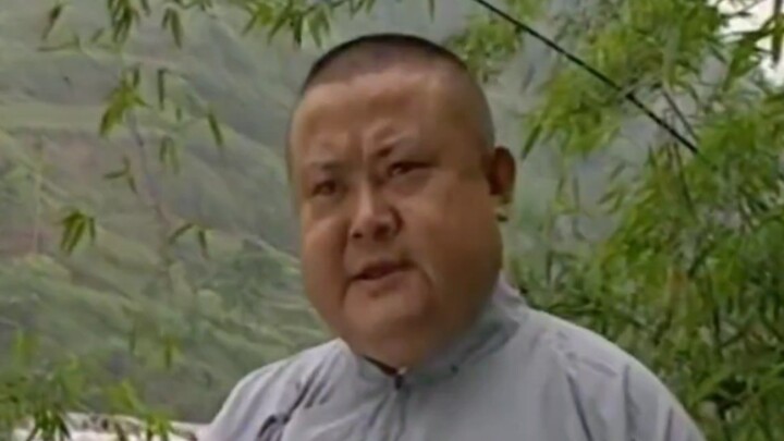 In ancient times, Liu Bei tore his robe to sever their bond of righteousness; today, Fan Har fires a