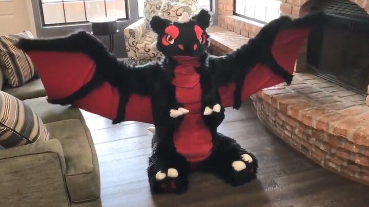 Long Long tung cánh