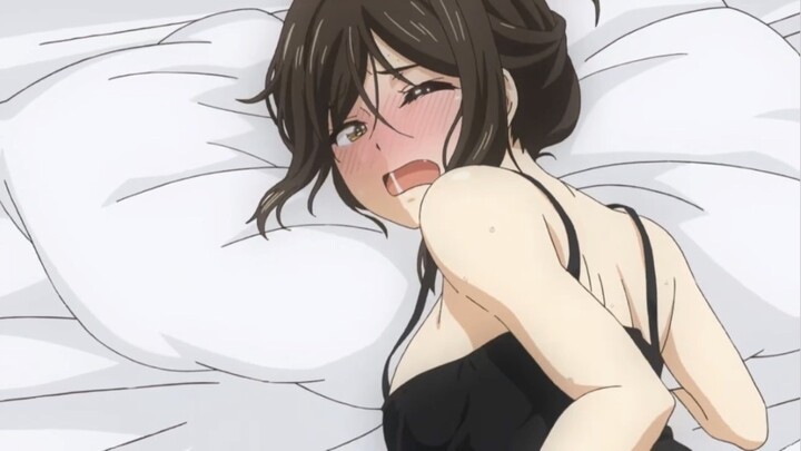 Kesakitan digenjot paman dari belakang 🥵💦