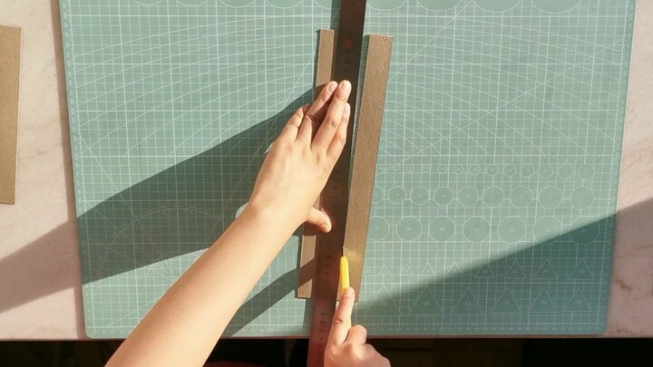【Handmade】How to make a practical cabinet out of cardboard. The day I came out for my best friend