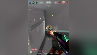 traumatizing radiants with jumpscares valorant valorantindonesia valorantstreamer valorantgaming valorantclip