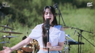 QWER Blue Whale Performance