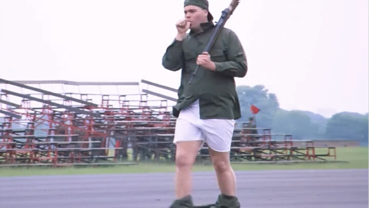 On his very first day as a soldier, the chubby recruit gets targeted by everyone for his gluttony—an