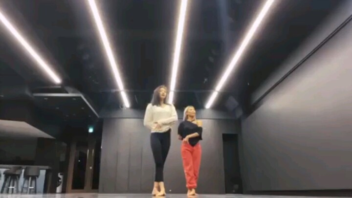Hasil akhir sudah keluar! Ruang latihan tari COVER terbaru JENNIE