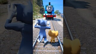 GTAV: TOM AND JERRY SAVED BY FRANKLIN FROM THOMAS THE TRAIN? #shorts