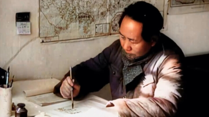 Have you seen the real images of teachers reading and working?