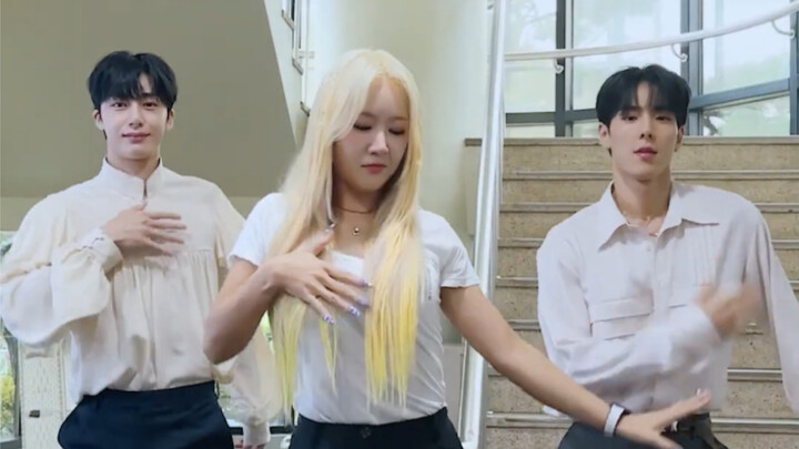 【Monsta X|SxH】Love Me A Little babak pertama bersama seniormu, Soyou