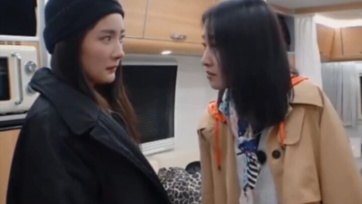 How many “straightforward” guys actually get women? Even through the screen, I just want to give Sis