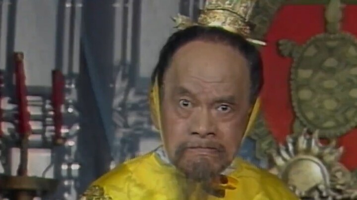 شيطان السلحفاة يغرم بالجمال، فيقتل الإمبراطور ويستولي على حسناواته، لكن دربه الروحاني الممتد لآلاف ا