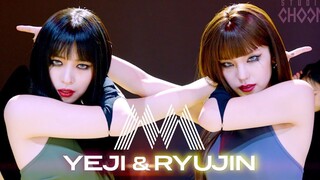 Double A team-up! Hwang Yeji x Shin Ryujin - 'Break My Heart Myself' [MIX&MAX]
