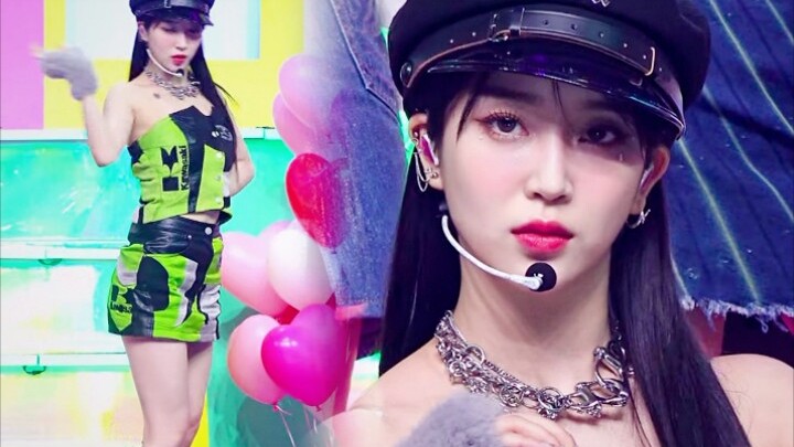The female police captain looks stunning! STAYC’s Seo Min’s first-stage fan cam of “RUN2U”
