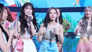 ฟรอมอิสไนน์ คลิปไลฟ์สดทั้งหมดจากโชว์แอนโคมีเดย์แรกที่ได้รางวัลอันดับหนึ่งในสามช่องยอดนิยม ซึ่งพวกเธอ