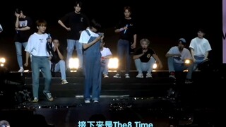 Brothers and younger brothers [watching my sister dancing] very nice like (sweet eight)