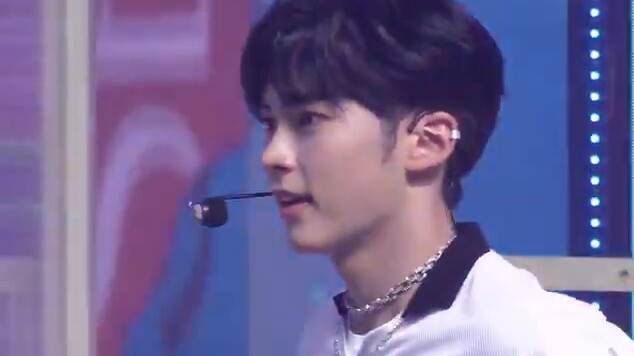 【Sung Hanbin】Những đứa trẻ mới nổi trên phố Straight Shot