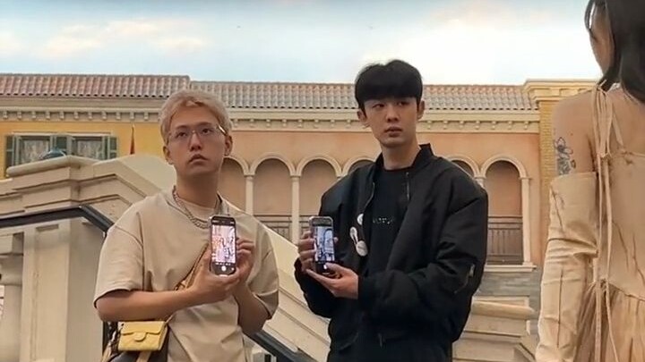 Coming on a trip and not taking photos for the girls? You really need to learn a thing or two.