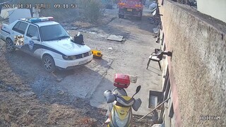 一夜之间，家没了，爷爷没了，爸爸没了，妈妈没了，妹妹也没了，弟弟重伤住院