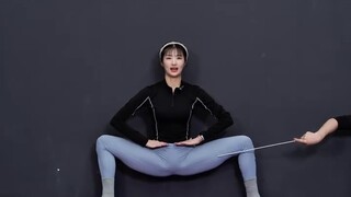 【أساسيات رقص علمية】التمدد الجانبي ينقصك القليل وتشعر بآلام في الحوض؟ جرب هذه المجموعة من التمارين!