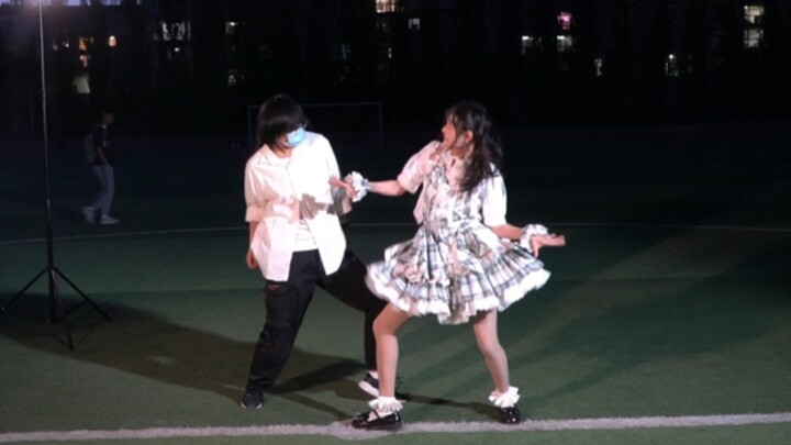 The hazy and dazzling youth, of course, is to dance with girls
