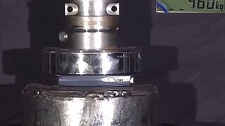 Nokia Vs Hydraulic press