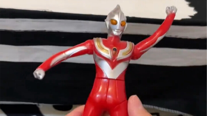 I could play with these awesome toys of my little nephew all day long!