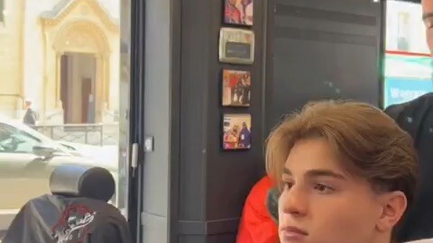 straight hair middle