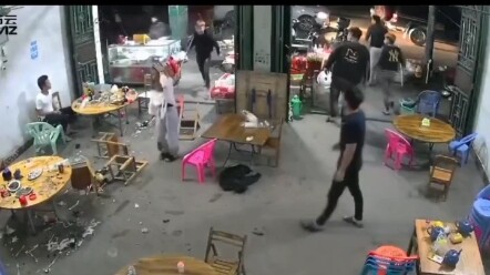 “Hành Động Giải Cứu ở Quảng Tây Của Lũ Du Côn”