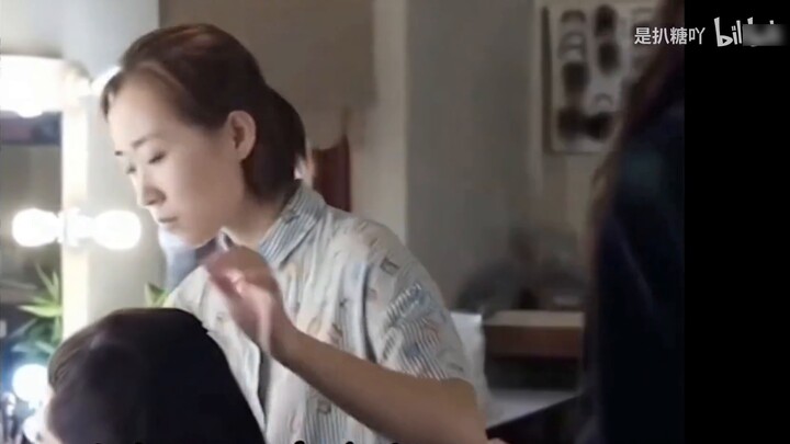 [Bojun Yixiao] Xiao Wang teaches you how to distinguish straight men from non-straight men. It seems