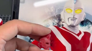 Proses modifikasi diri Ultraman Scott USA