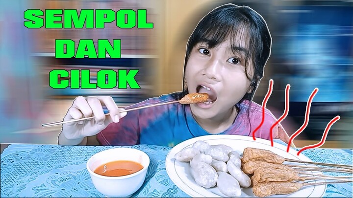 Buat Yang Belum Tahu Apa Itu Sempol dan Cilok Tonton Video ini Ya Hahaha
