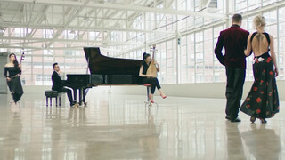 Turpan Tango "Turpan Tango" & Piano Pipa Erhu / โดย Zhen Chen Chen Zhen- เปียโน / เครื่องดนตรีตะวันต