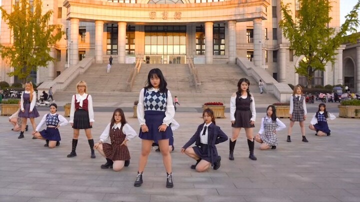 “FIESTA”——ทีมเชียร์ลีดเดอร์ของมหาวิทยาลัยเกษตรศาสตร์อานฮุย IZ*ONE เต้นรำตามจังหวะเพลง “It's my fiest