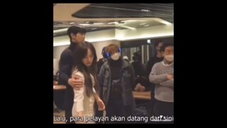 🔐While Sejeong is reading the script, Hyoseop is hugging sejeong's shoulder. 🫂😳👀😏💅🤭🤟❤️