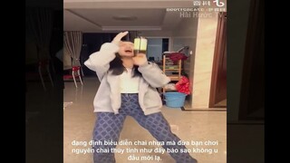 Review Chỉ Có Ngửi Nách Mới Mất Đi Tình Bạn | Review Cuộc Sống Và Con Người | Kênh Hài Hước TV