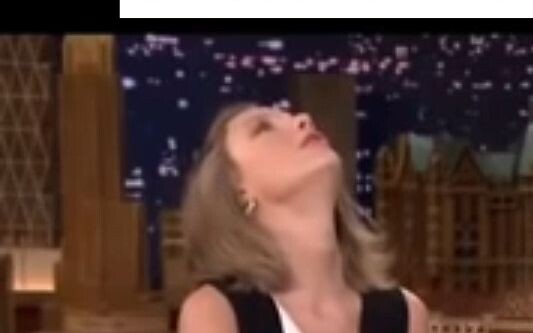 مهارات الرسم الخاصة بملكة تجاعيد الجبين 😄