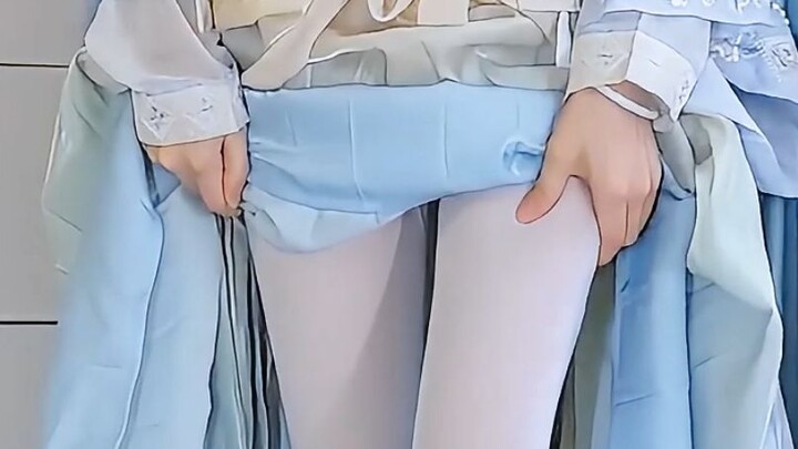 เพลงแดนซ์สุดชิลสำหรับสาวผมขาว 🎶 โยกขาไปด้วยกันเลย!