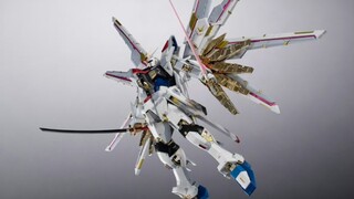 [New Glue Information] Bandai Soul Limited Super Alloy Extraordinary Strike Freedom Gundam July 2024