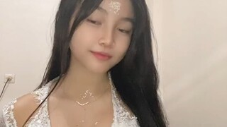 Gadis Bali 2