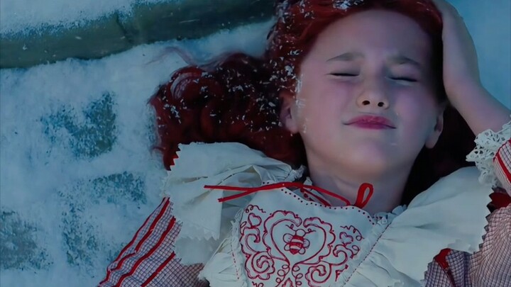 The younger sister’s lie single-handedly ruined the Red Queen’s entire life. Yet the Red Queen never