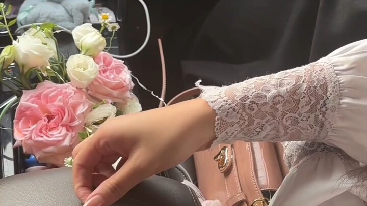 Who would’ve thought our line of work even has after-sales service? I’m here to help my students, ye