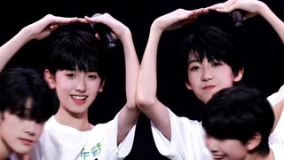 انظر إلى تفاصيل أدائي 😎