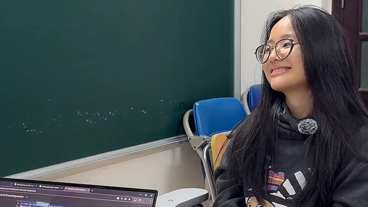 DucstarUS (@ducstarielts) đang phát LIVE - TikTok  9.2.26