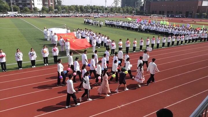 【触摸天空】当绿谷出久在运动会开幕式上跳触摸天空会发生什么反应？别人家的运动会（省奔中）