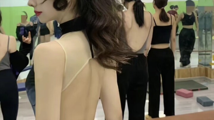 Pilihan Khusus untuk Pelajar Tari