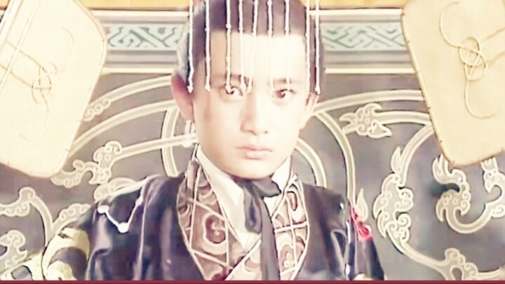 【สามก๊ก】ความชื่นชมในมงกุฎและเครื่องแต่งกายของจักรพรรดิ
