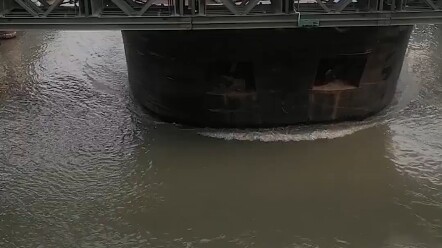 แค่ผ่านตอนกลางคืนก็พอ เพราะตอนกลางคืนคนนอนอยู่