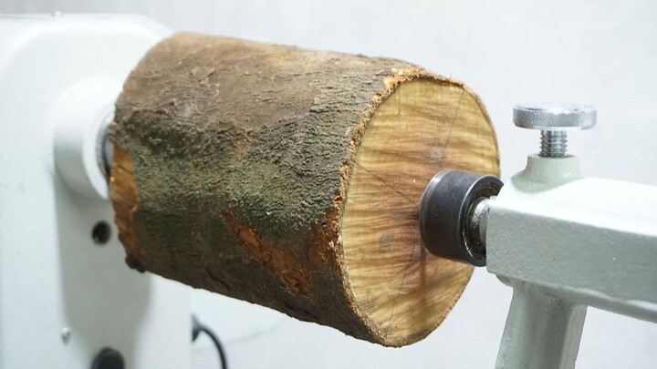 [Thủ công] Dùng máy bào gỗ làm một cái ly với hình thù kỳ lạ