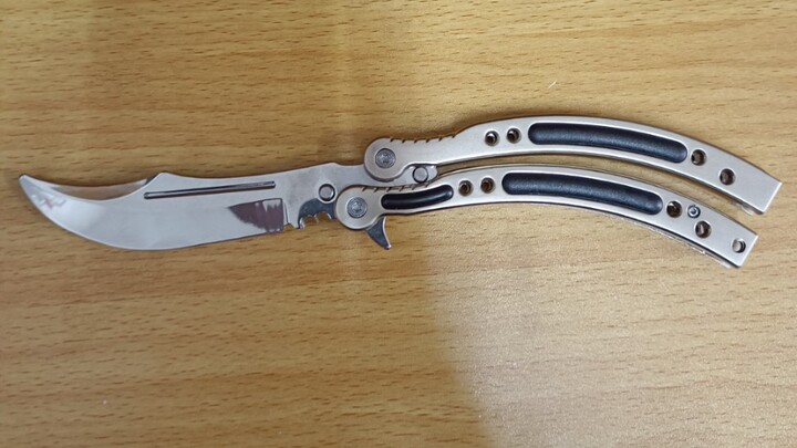 Basic Tutorial on the Butterfly Knife: A Must-Learn for Beginners